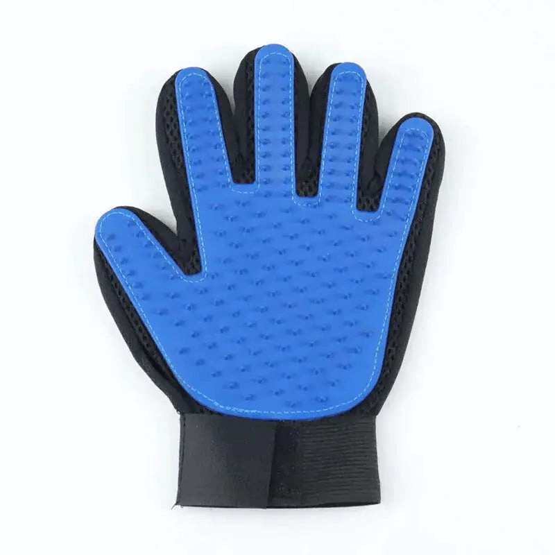 Transform grooming into a relaxing bonding moment with our Pet Grooming Glove—a unique, gentle massage that keeps your home clean and your pet happy